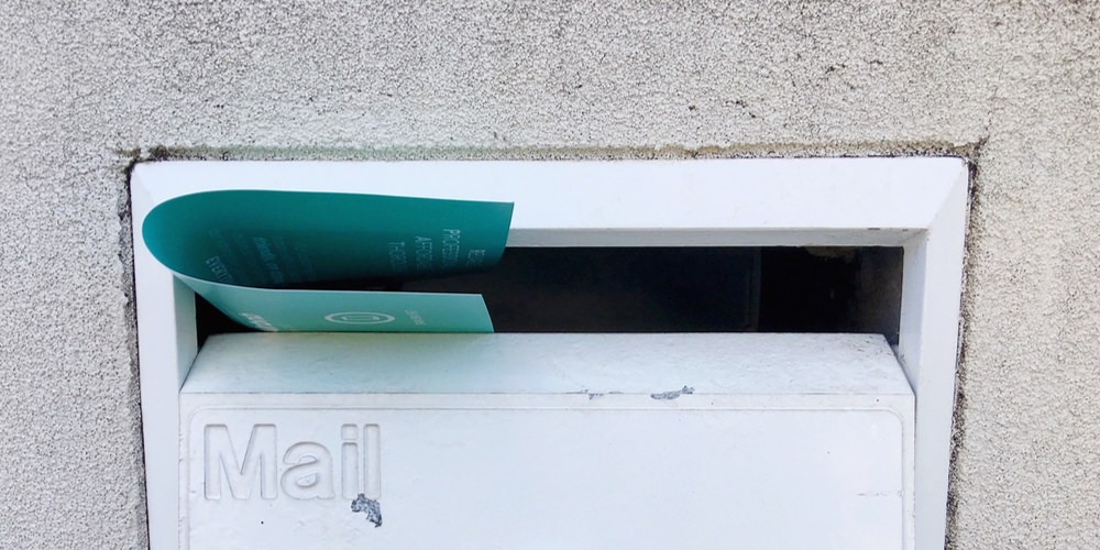 Use flyers for volunteer recruitment