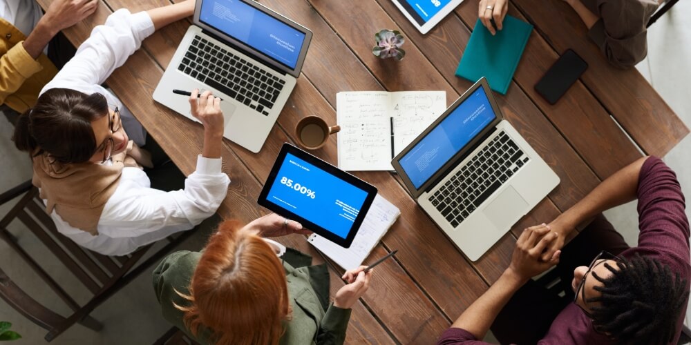 Major gift fundraising: Identify connections with potential major gift donors