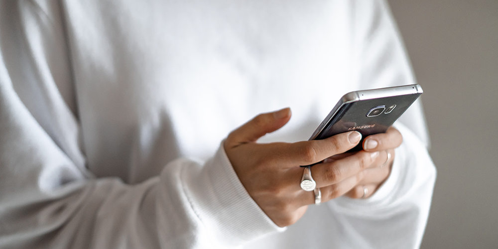 Build relationship on social media accounts